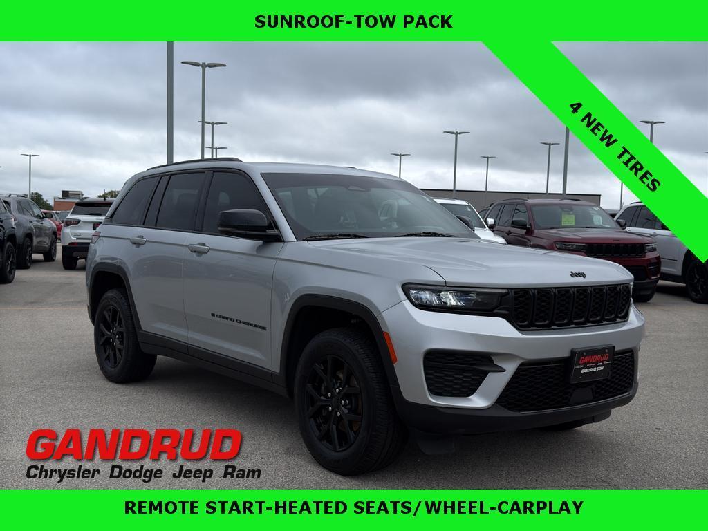 used 2024 Jeep Grand Cherokee car, priced at $31,995