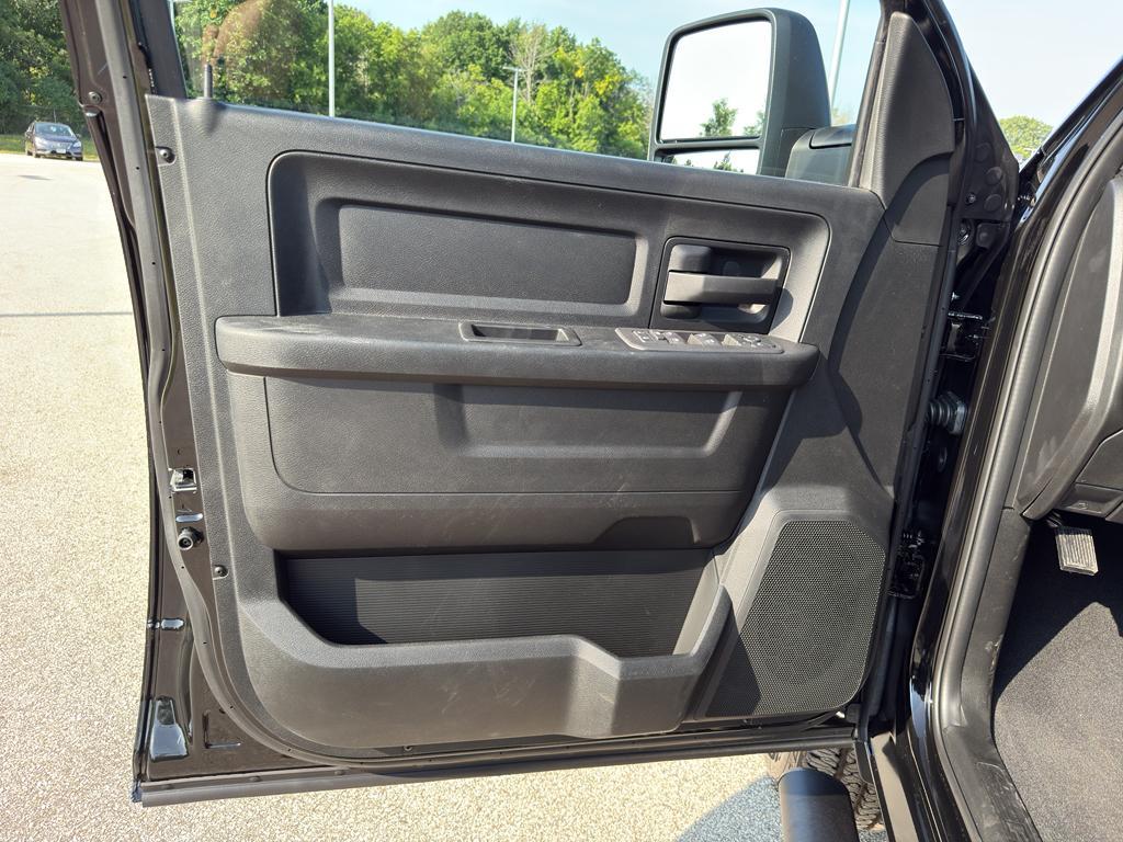 new 2025 Ram 2500 car, priced at $63,998