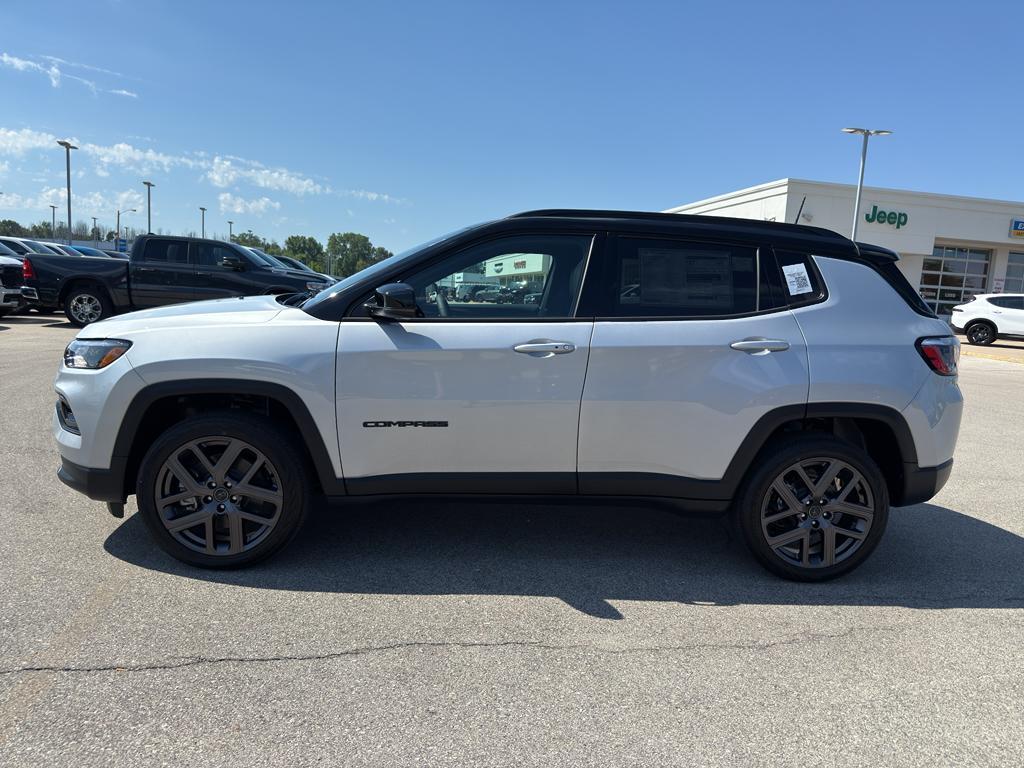 new 2025 Jeep Compass car, priced at $39,051