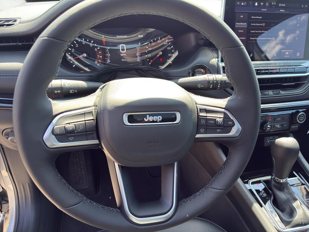 new 2025 Jeep Compass car, priced at $39,051