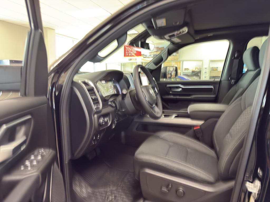 new 2025 Ram 1500 car
