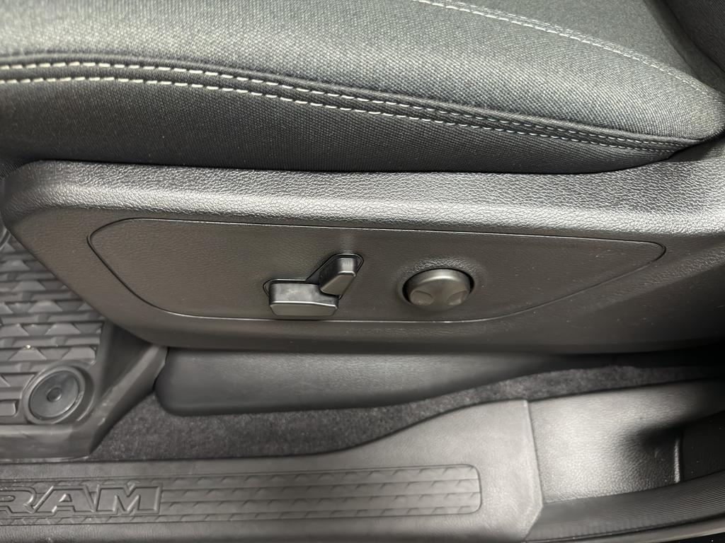 new 2025 Ram 1500 car