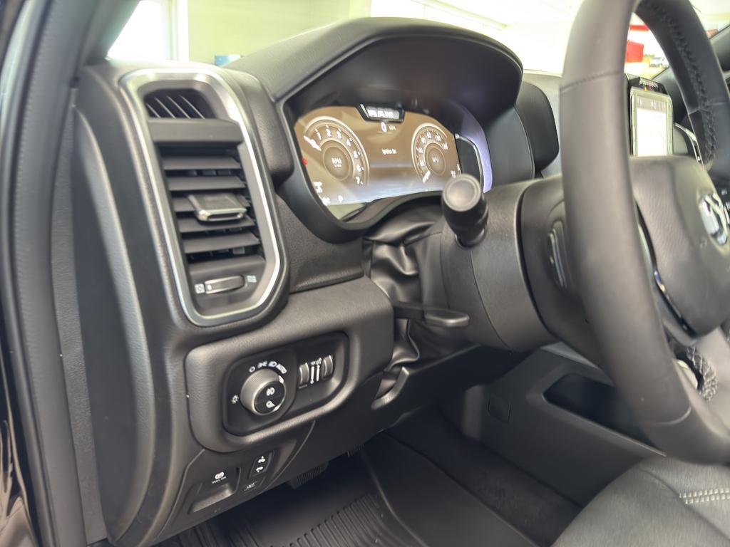new 2025 Ram 1500 car