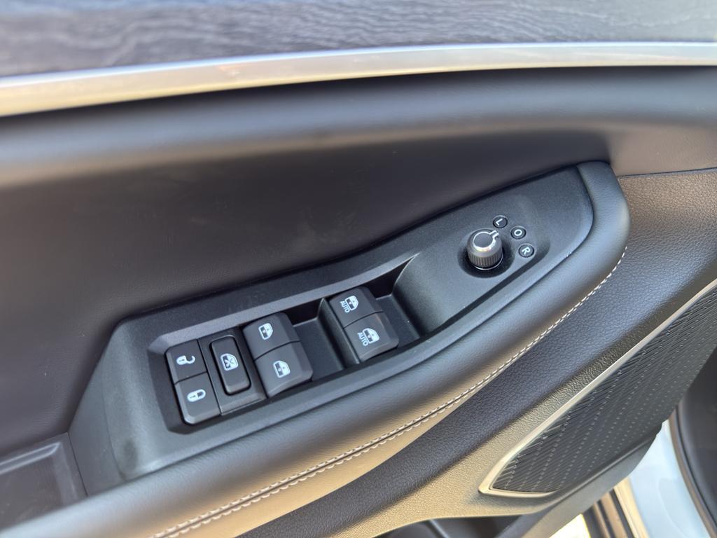 new 2025 Jeep Grand Cherokee L car, priced at $57,259