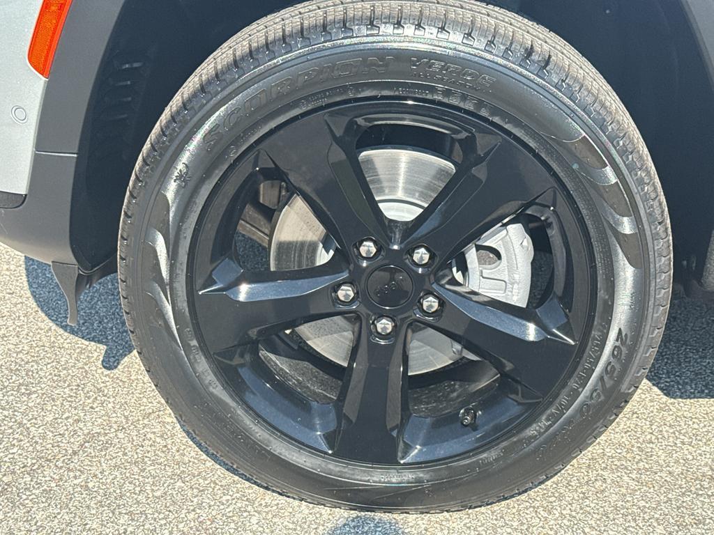 new 2025 Jeep Grand Cherokee L car, priced at $57,259