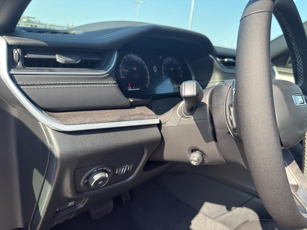 new 2025 Jeep Grand Cherokee L car, priced at $57,259