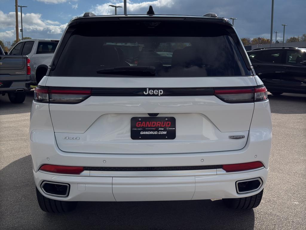 new 2025 Jeep Grand Cherokee car, priced at $66,638