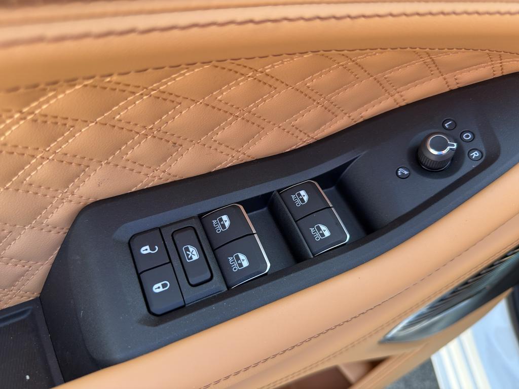 new 2025 Jeep Grand Cherokee car, priced at $65,310