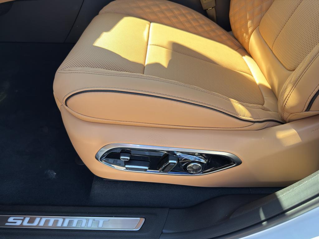 new 2025 Jeep Grand Cherokee car, priced at $65,310