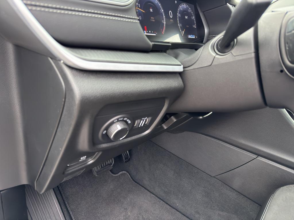 new 2025 Jeep Grand Cherokee L car, priced at $44,902
