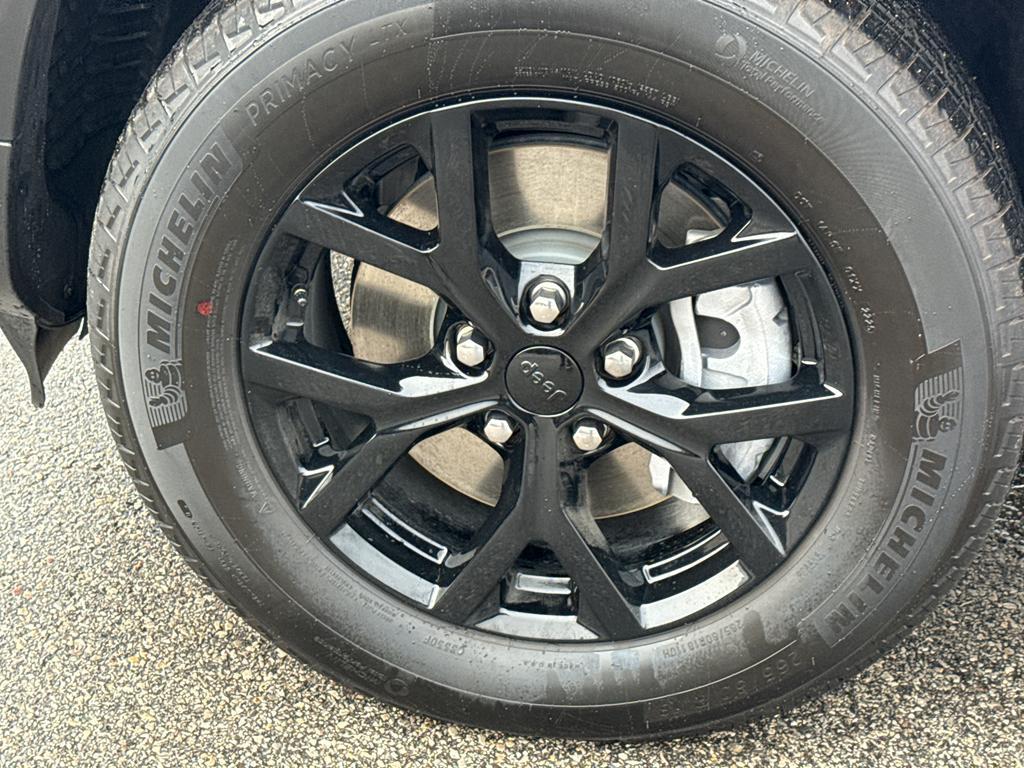 new 2025 Jeep Grand Cherokee L car, priced at $44,902
