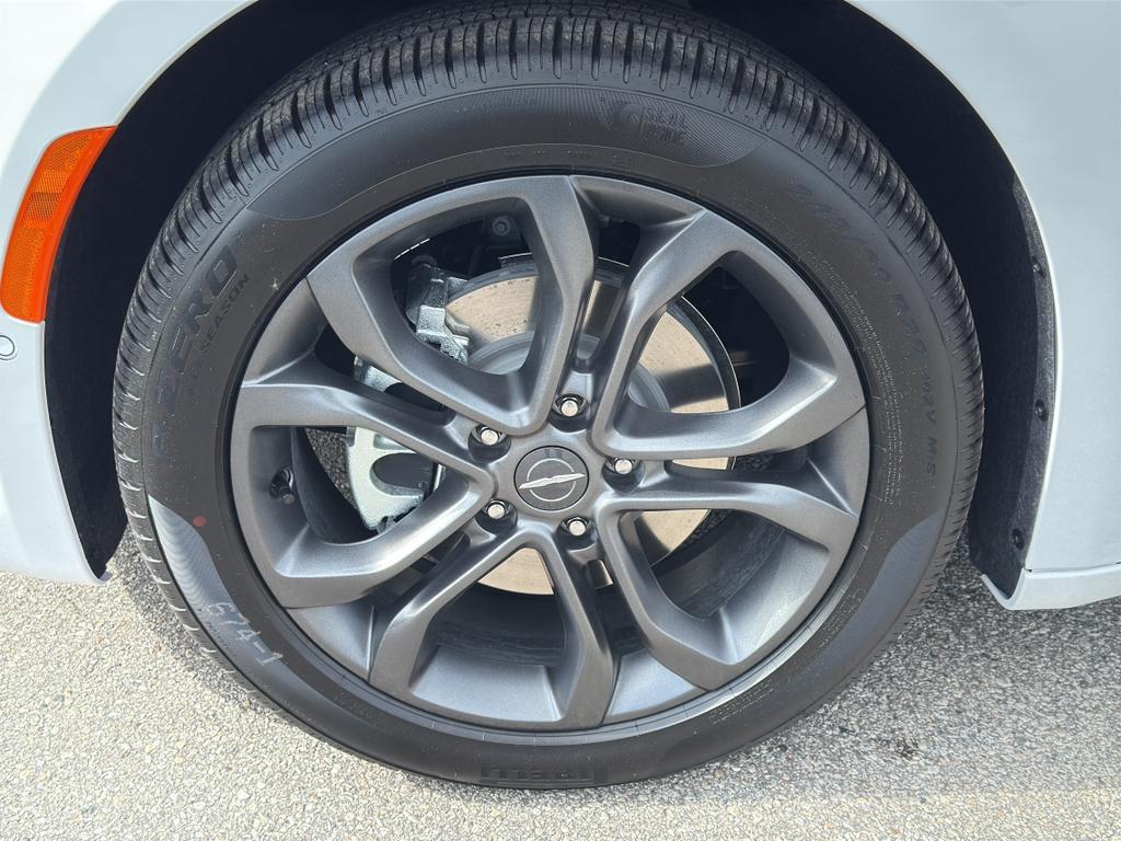 new 2026 Chrysler Pacifica car, priced at $45,525