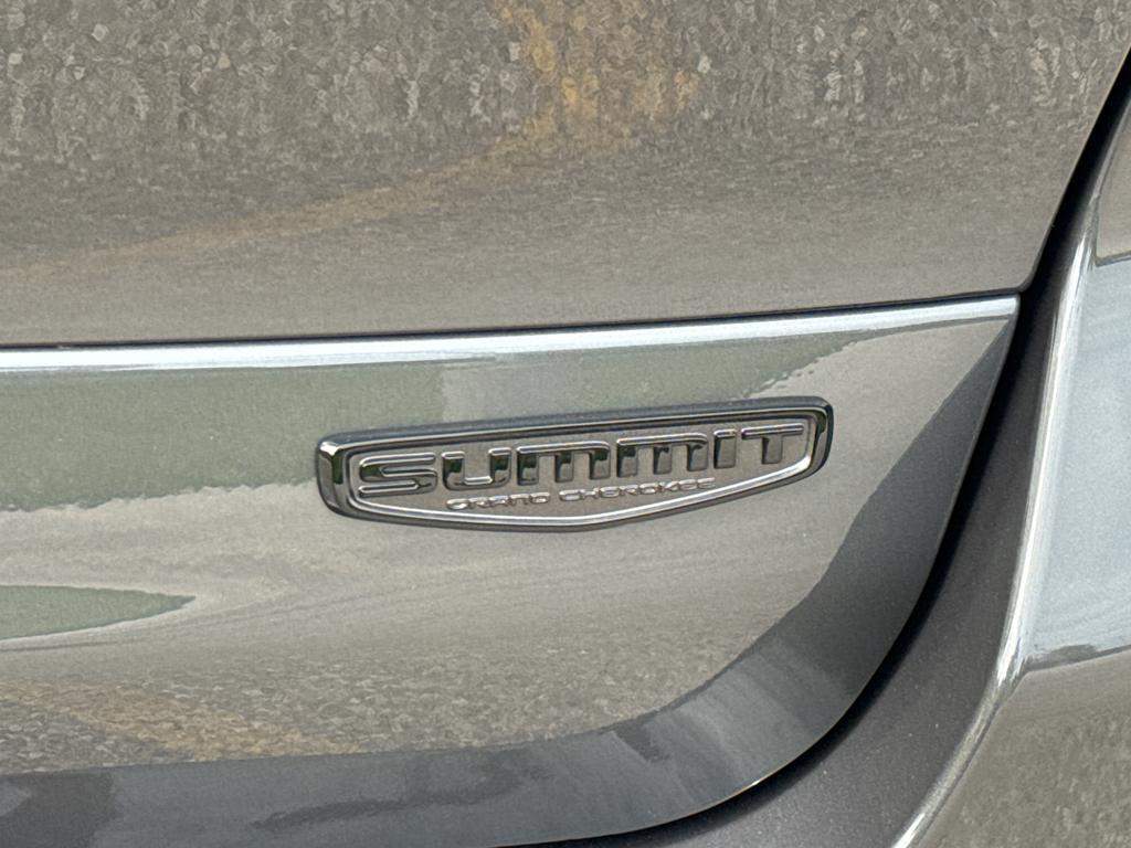 new 2025 Jeep Grand Cherokee L car, priced at $66,253