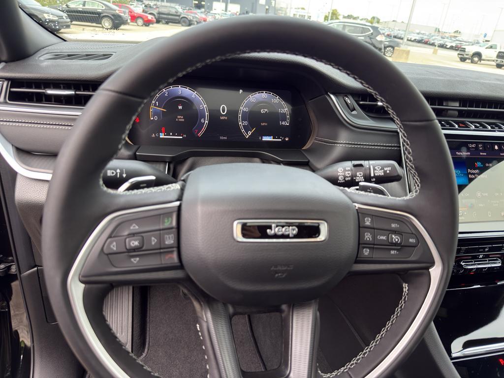 new 2025 Jeep Grand Cherokee L car, priced at $44,910