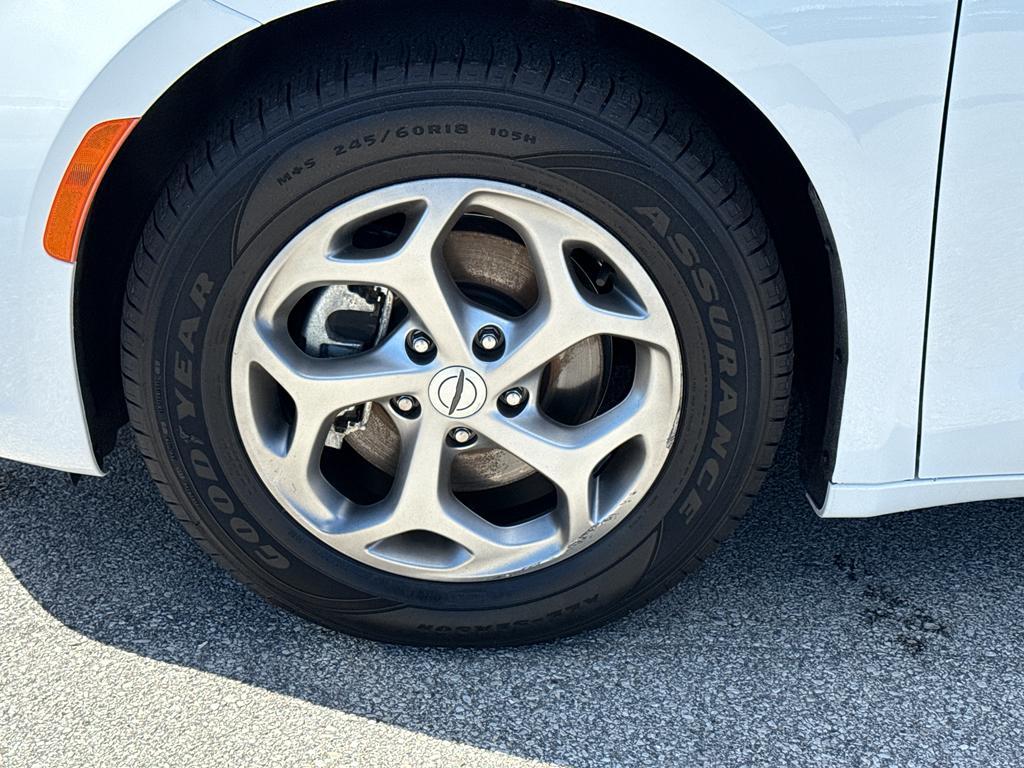 used 2023 Chrysler Pacifica car, priced at $30,895