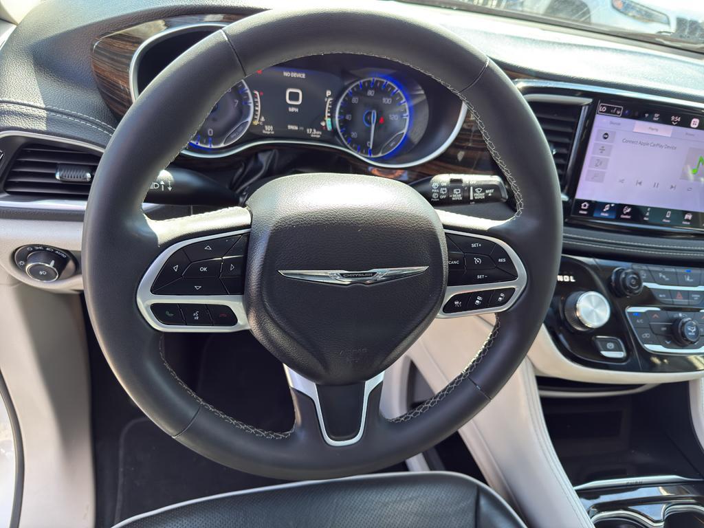 used 2023 Chrysler Pacifica car, priced at $30,895