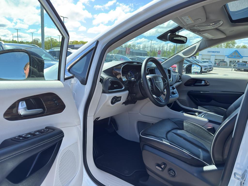 used 2023 Chrysler Pacifica car, priced at $30,895