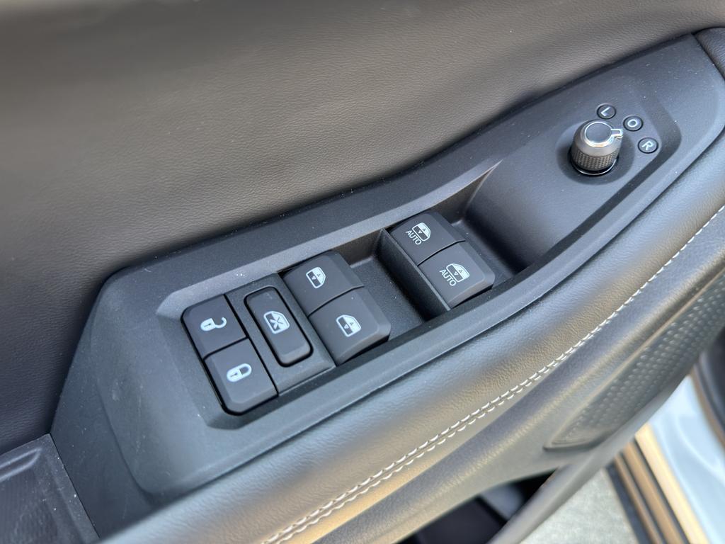 new 2025 Jeep Grand Cherokee L car, priced at $54,036