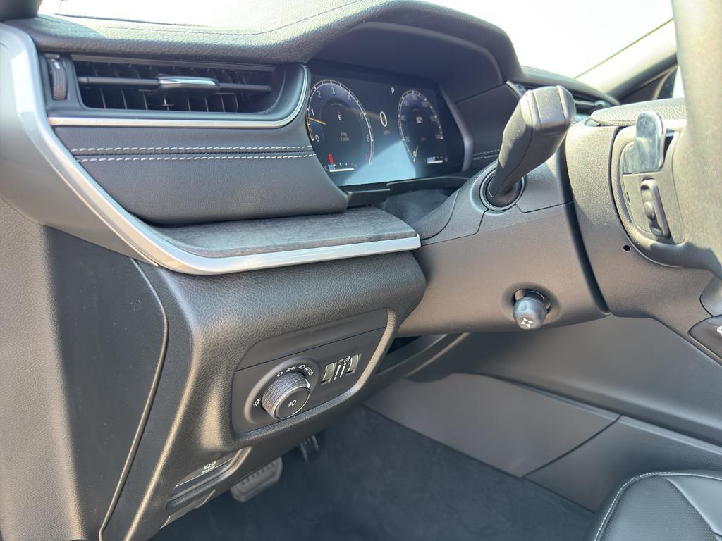 new 2025 Jeep Grand Cherokee L car, priced at $54,036