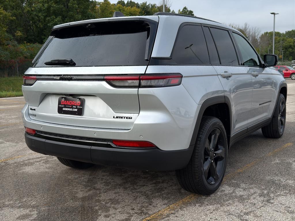 new 2025 Jeep Grand Cherokee car, priced at $56,209