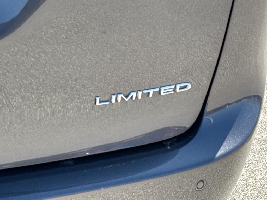 used 2023 Chrysler Pacifica car, priced at $31,495