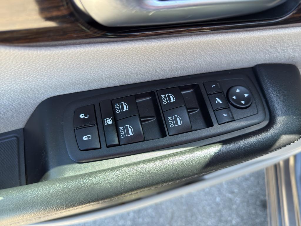 used 2023 Chrysler Pacifica car, priced at $31,495