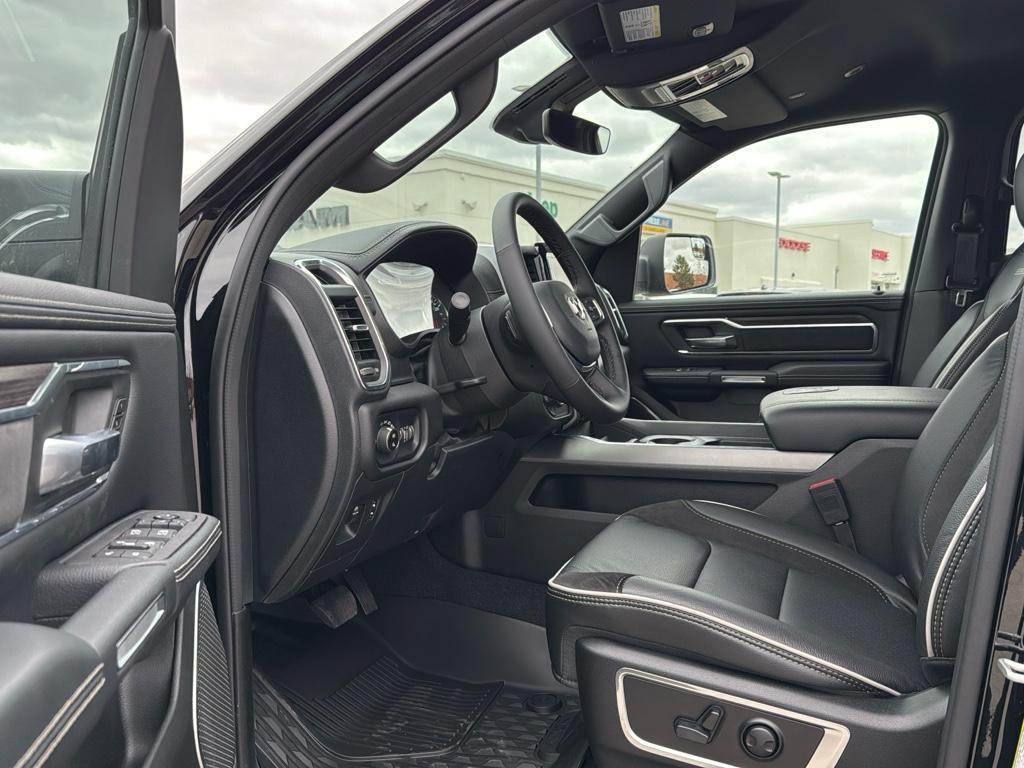 new 2025 Ram 1500 car, priced at $63,366