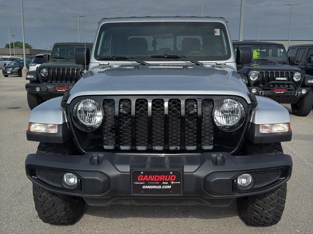 used 2022 Jeep Gladiator car, priced at $34,395