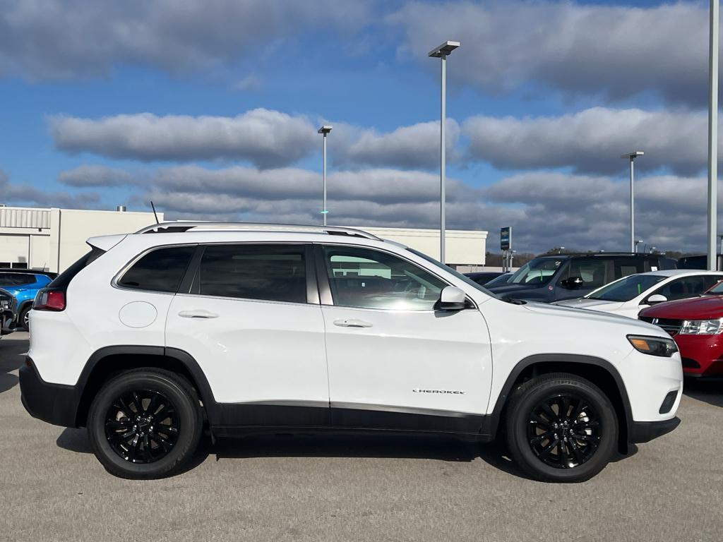 used 2021 Jeep Cherokee car, priced at $23,395