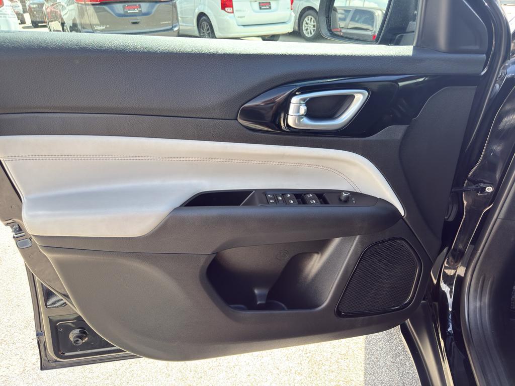 used 2022 Jeep Compass car, priced at $25,995