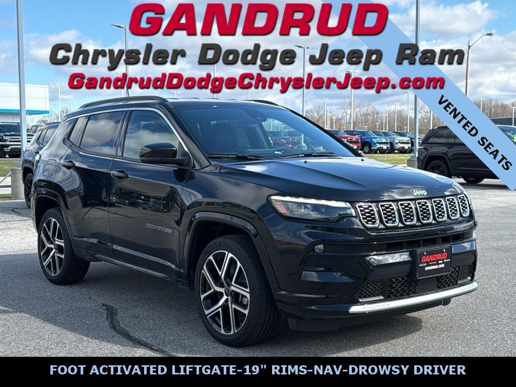 new 2025 Jeep Compass car, priced at $38,110