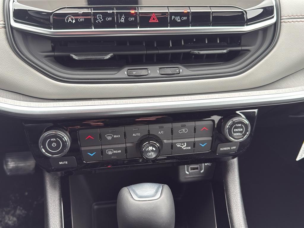 new 2025 Jeep Compass car, priced at $37,491
