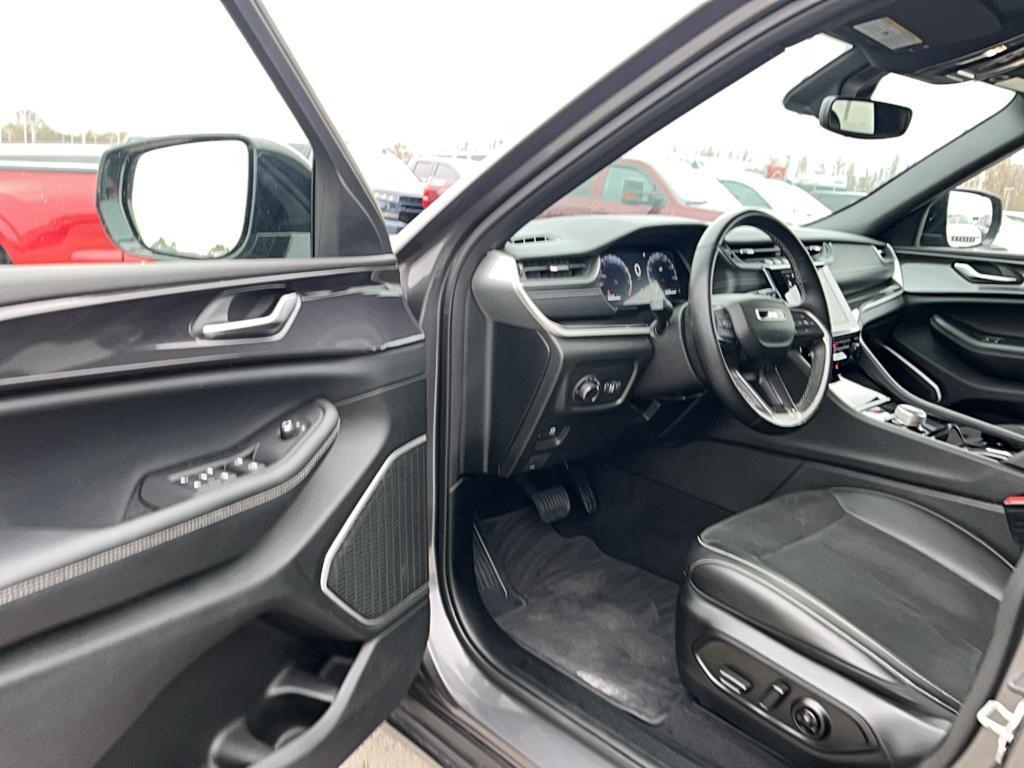 used 2021 Jeep Grand Cherokee L car, priced at $32,495