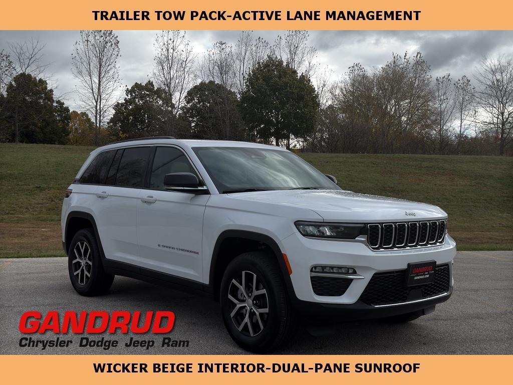 new 2025 Jeep Grand Cherokee car, priced at $48,989