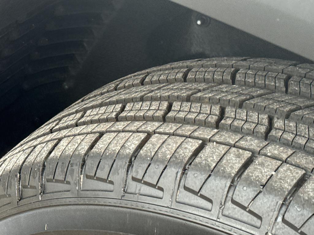 new 2025 Jeep Grand Cherokee car, priced at $48,989