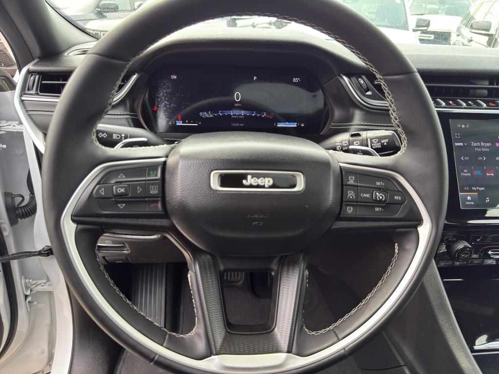 used 2024 Jeep Grand Cherokee car, priced at $36,795