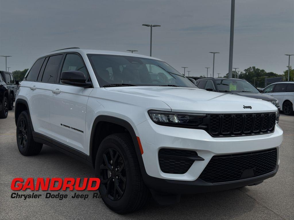 used 2024 Jeep Grand Cherokee car, priced at $36,795