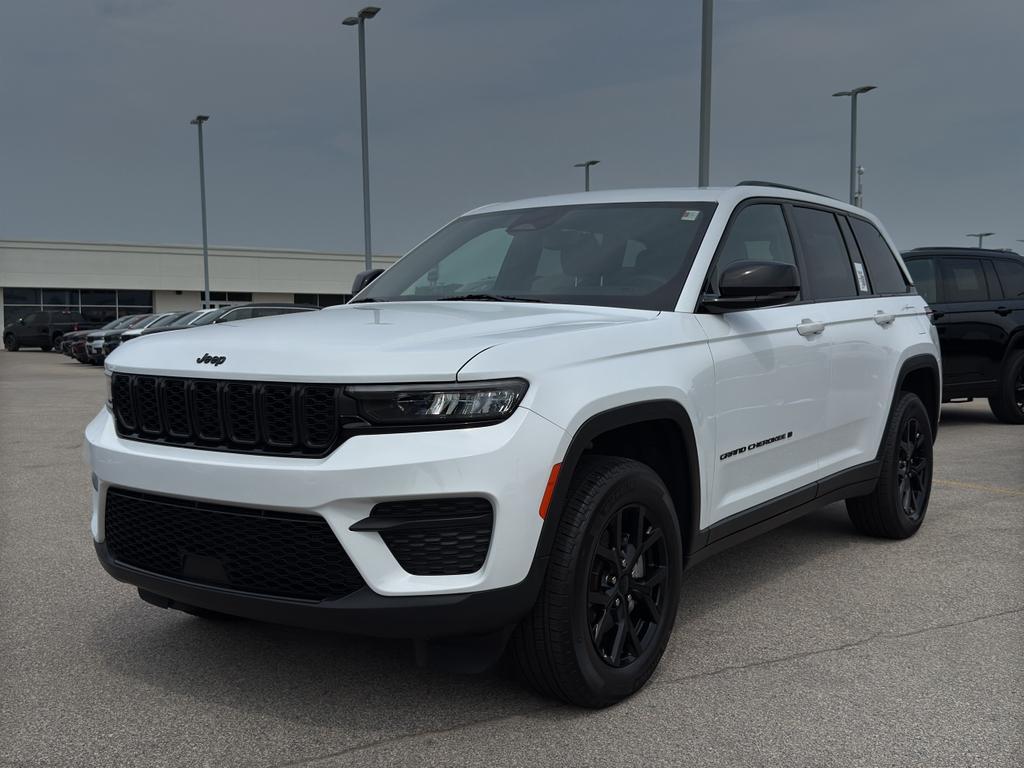 used 2024 Jeep Grand Cherokee car, priced at $36,795