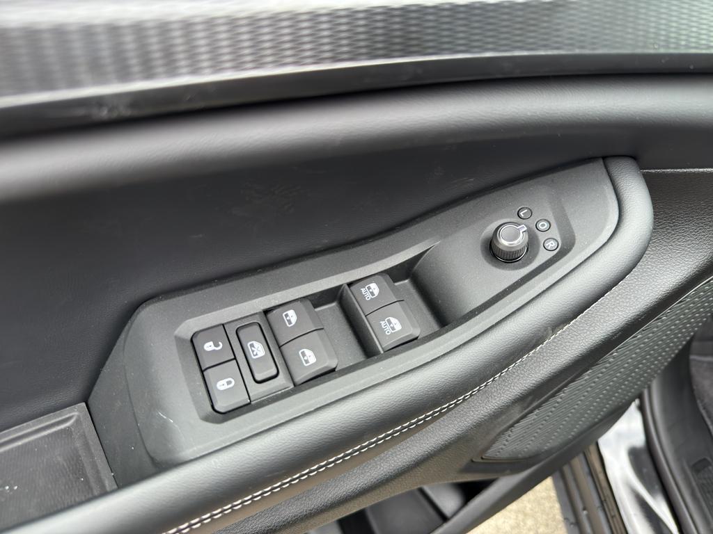 new 2025 Jeep Grand Cherokee car, priced at $44,978