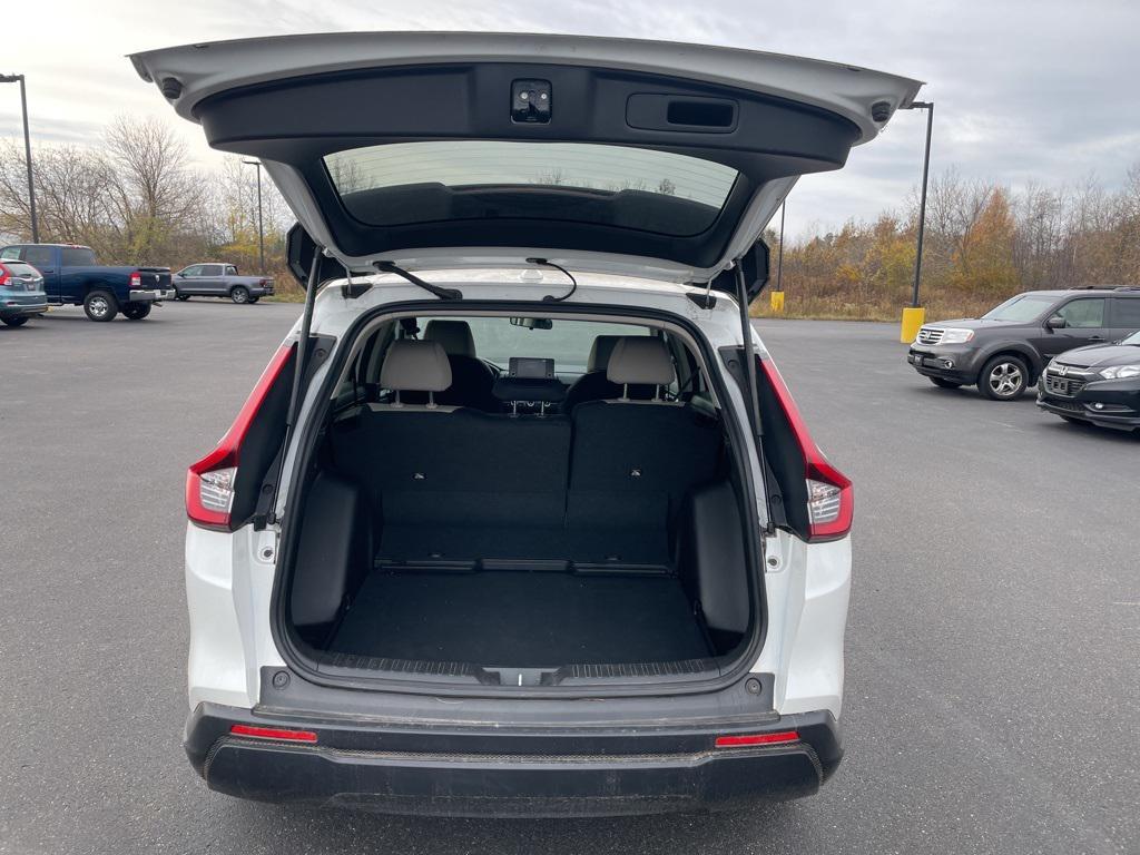 used 2023 Honda CR-V car, priced at $30,950