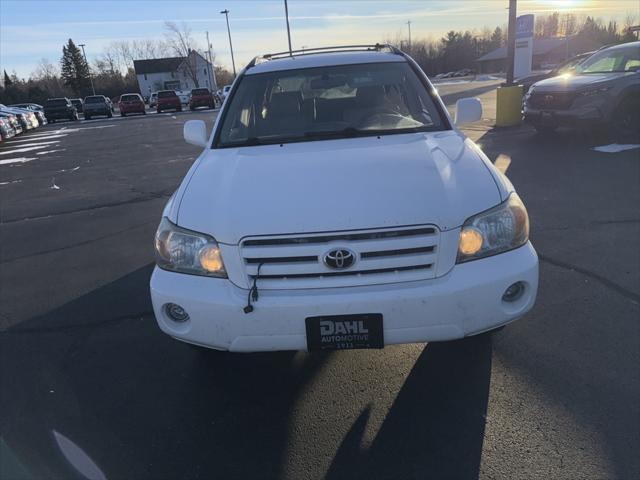 used 2007 Toyota Highlander car, priced at $8,570