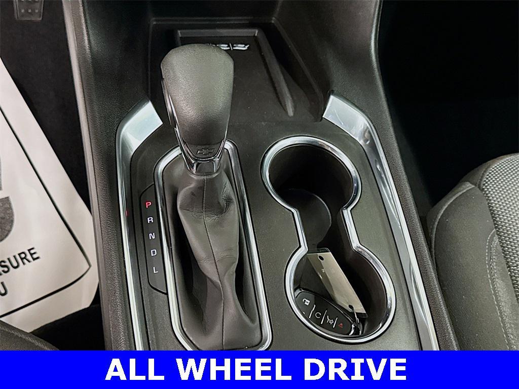 used 2023 Chevrolet Traverse car, priced at $30,300