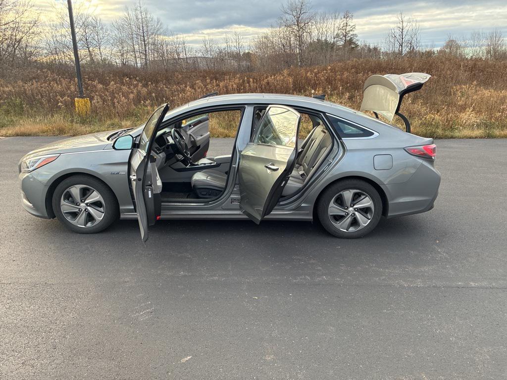 used 2017 Hyundai Sonata Hybrid car, priced at $10,000