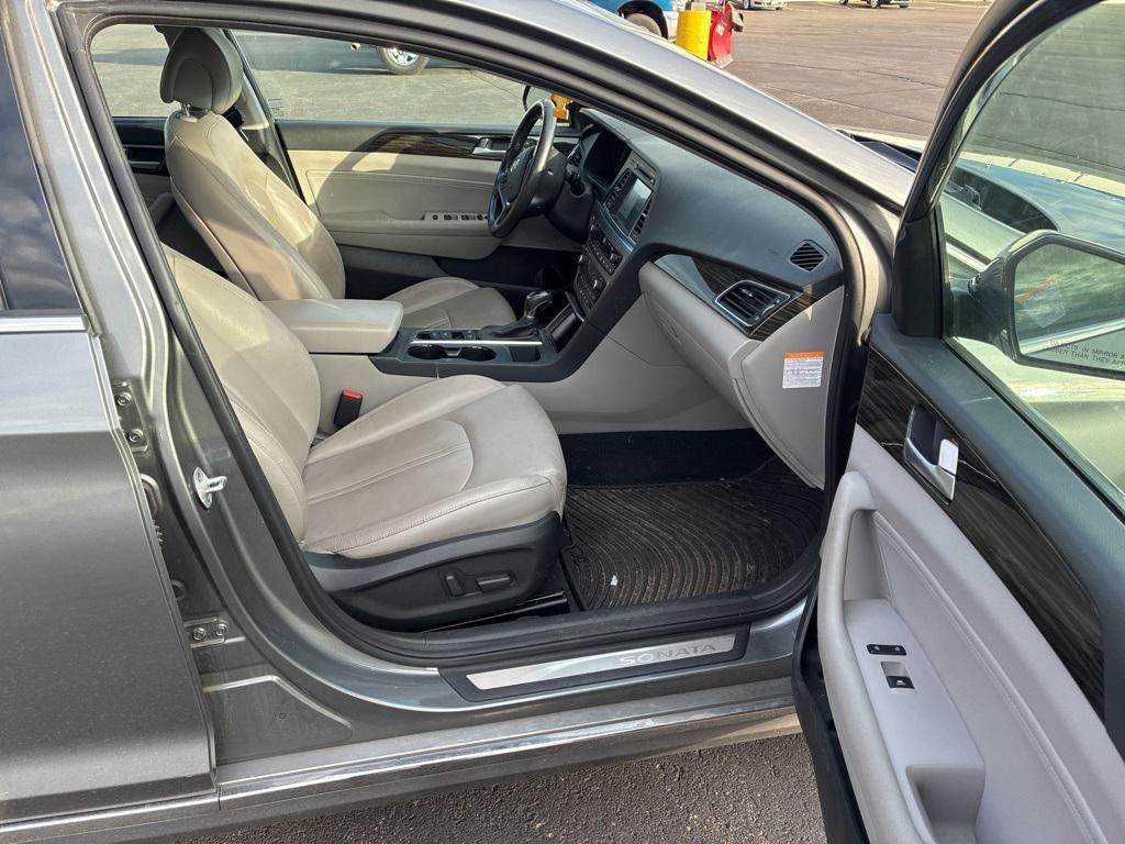 used 2017 Hyundai Sonata Hybrid car, priced at $10,000