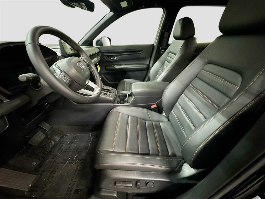 new 2026 Honda CR-V Hybrid car, priced at $39,675