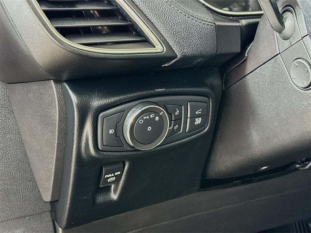 used 2019 Lincoln Nautilus car, priced at $21,900