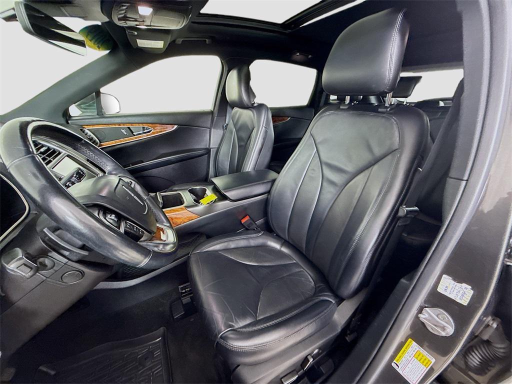 used 2019 Lincoln Nautilus car, priced at $21,900