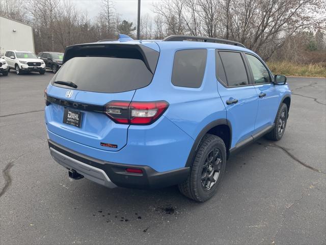 new 2025 Honda Pilot car, priced at $49,750