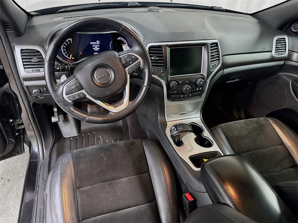 used 2015 Jeep Grand Cherokee car, priced at $8,650