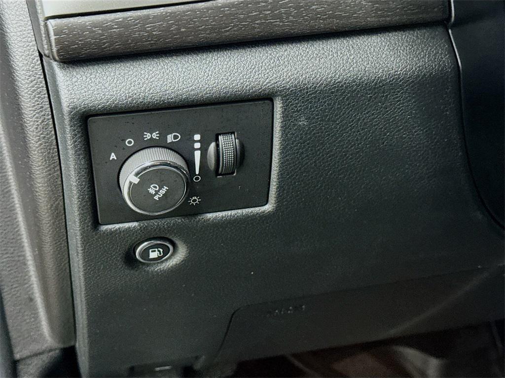 used 2015 Jeep Grand Cherokee car, priced at $8,650